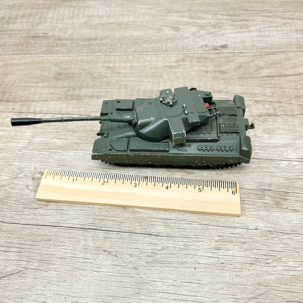 Corgi Toys Chieftain Medium Tank‎ Military Green